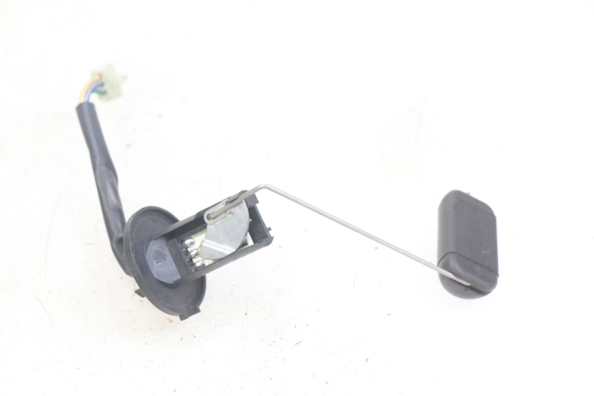 photo de INDICATORE LIVELLO CARBURANTE KYMCO AGILITY 16+ 4T 50 (2018 - 2023) - Zoom sullo stato d'uso