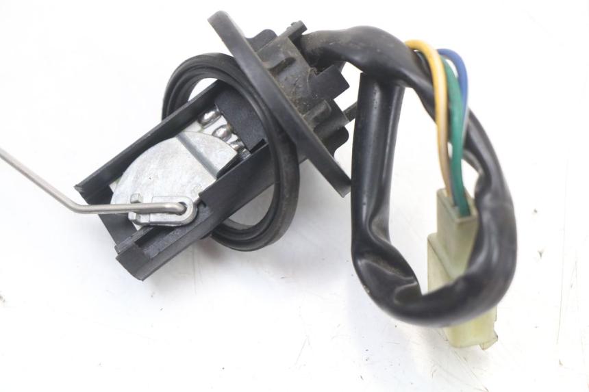 photo de SERBATOIO GALLEGGIANTE KYMCO AGILITY CARRY 50 (2011 - 2020) - Altra angolazione