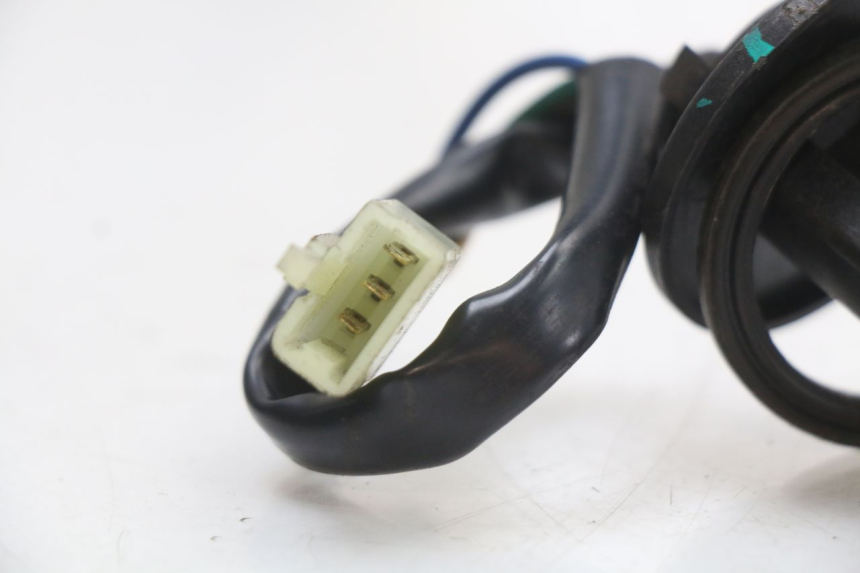 photo de SERBATOIO GALLEGGIANTE KYMCO AGILITY CARRY 50 (2011 - 2020) - Dettagli dei punti di fissaggio