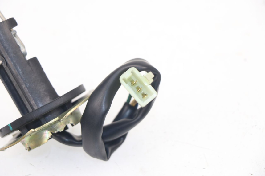 photo de Livello serbatoio carburante KYMCO AGILITY DELIVERY 4T 50 (2018 - 2023) - Zoom sullo stato d'uso