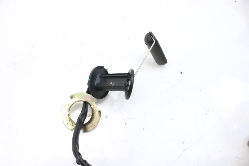 photo de INDICATORE LIVELLO CARBURANTE KYMCO AGILITY FR 2T 50 (2012 - 2017) - Zoom sullo stato d'uso