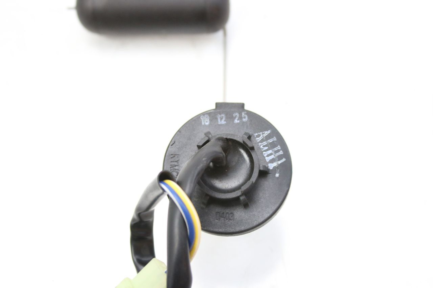 photo de INDICATORE LIVELLO CARBURANTE KYMCO AGILITY NAKED RENOUVO 4T 50 (2018 - 2020) - Primo piano tecnico