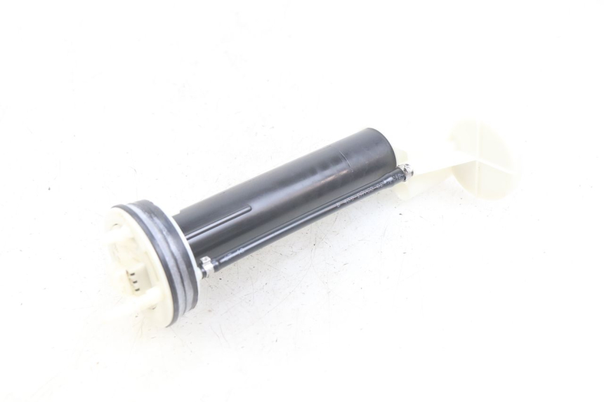 photo de INDICATORE LIVELLO CARBURANTE APRILIA ATLANTIC 125 (2003 - 2009) - Dettagli dei punti di fissaggio