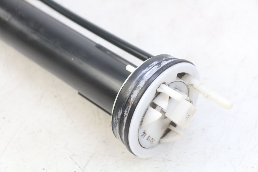 photo de INDICATORE LIVELLO CARBURANTE APRILIA ATLANTIC 125 (2003 - 2009) - Dettaglio del componente