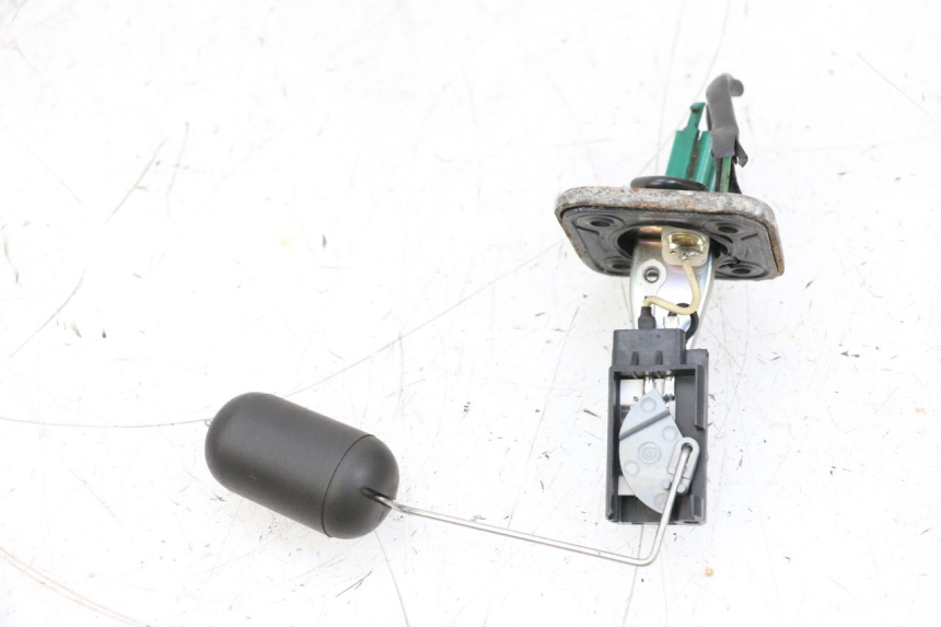 photo de SERBATOIO GALLEGGIANTE MBK BOOSTER SPIRIT NAKED 50 (2004 - 2017) - Vista d'insieme del prodotto