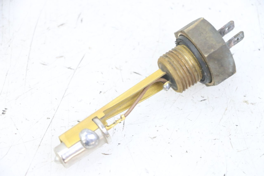 photo de INDICATORE LIVELLO CARBURANTE HONDA CBF 500 (2004 - 2007) - Vista principale