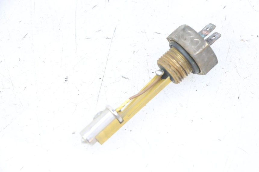 photo de INDICATORE LIVELLO CARBURANTE HONDA CBF 500 (2004 - 2007) - Dettaglio del componente