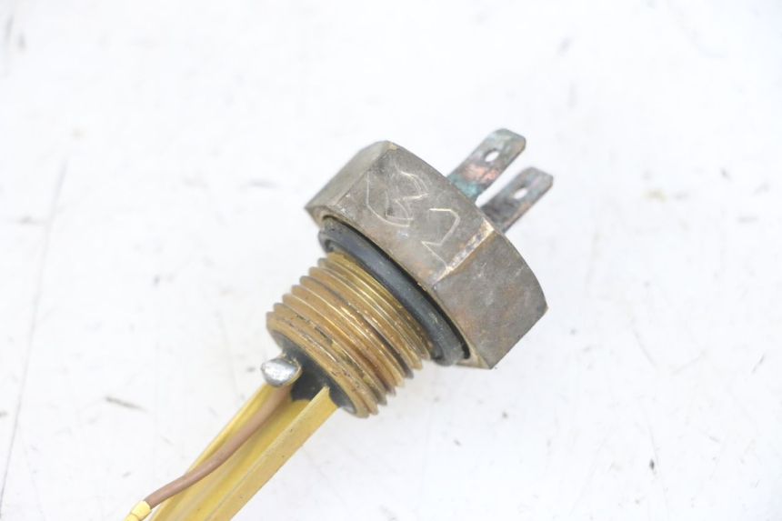 photo de INDICATORE LIVELLO CARBURANTE HONDA CBF 500 (2004 - 2007) - Zoom sullo stato d'uso