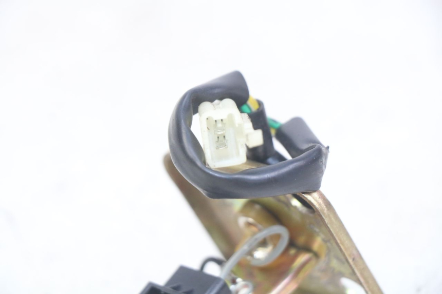 photo de INDICATORE LIVELLO CARBURANTE SYM CROX 4T 50 (2016 - 2023) - Zoom sullo stato d'uso