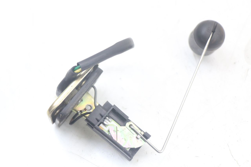 photo de INDICATORE LIVELLO CARBURANTE SYM CROX 4T 50 (2016 - 2023) - Zoom sullo stato d'uso