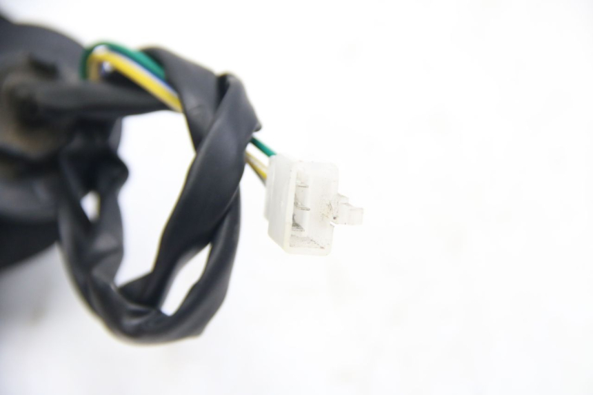 photo de INDICATORE LIVELLO CARBURANTE LONGJIA DIGITA 4T 50 (2019 - 2022) - Primo piano tecnico