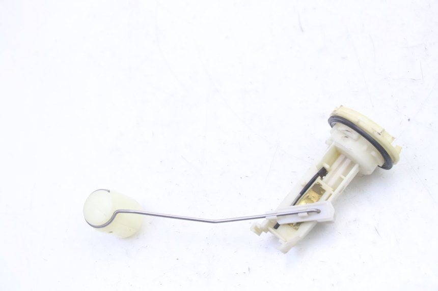 photo de INDICATORE LIVELLO CARBURANTE PEUGEOT ELYSTAR 50 (2002 - 2014) - Vista principale