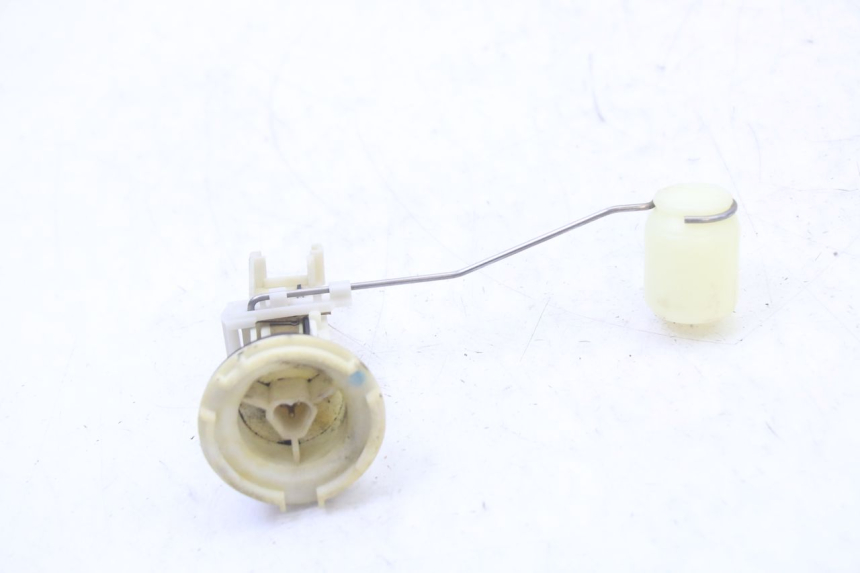 photo de INDICATORE LIVELLO CARBURANTE PEUGEOT ELYSTAR 50 (2002 - 2014) - Altra angolazione