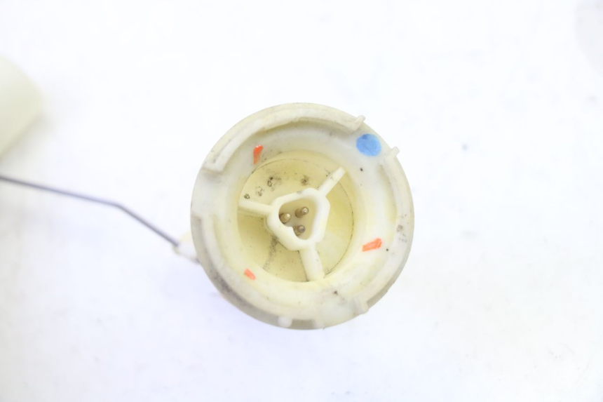 photo de INDICATORE LIVELLO CARBURANTE PEUGEOT ELYSTAR 50 (2002 - 2014) - Altra angolazione