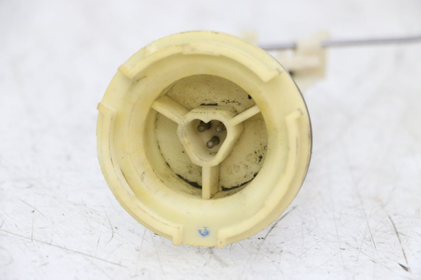 photo de INDICATORE LIVELLO CARBURANTE PEUGEOT ELYSTAR 50 (2002 - 2014) - Altra angolazione