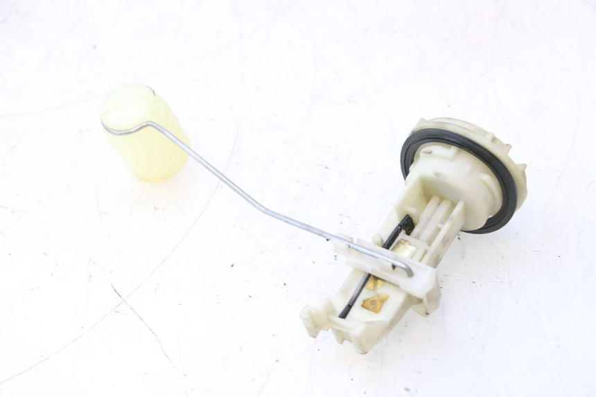 photo de INDICATORE LIVELLO CARBURANTE PEUGEOT ELYSTAR 50 (2002 - 2014) - Altra angolazione