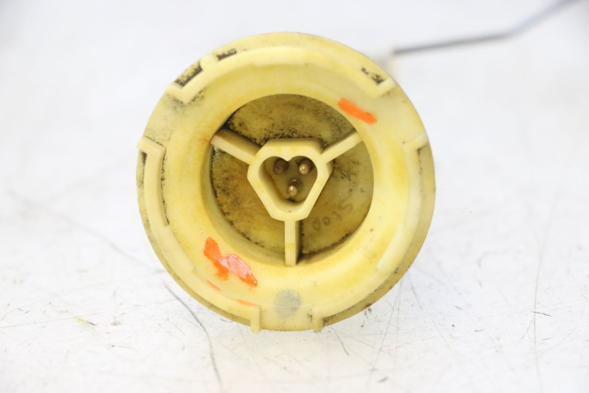 photo de INDICATORE LIVELLO CARBURANTE PEUGEOT ELYSTAR 50 (2002 - 2014) - Altra angolazione