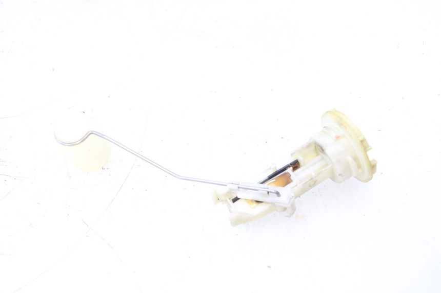 photo de INDICATORE LIVELLO CARBURANTE PEUGEOT ELYSTAR 50 (2002 - 2014) - Primo piano tecnico