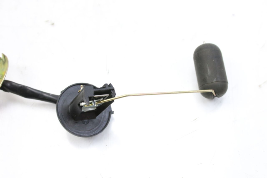 photo de INDICATORE LIVELLO CARBURANTE JM MOTORS EVOLIS 4T 50 (2018 - 2022) - Zoom sullo stato d'uso