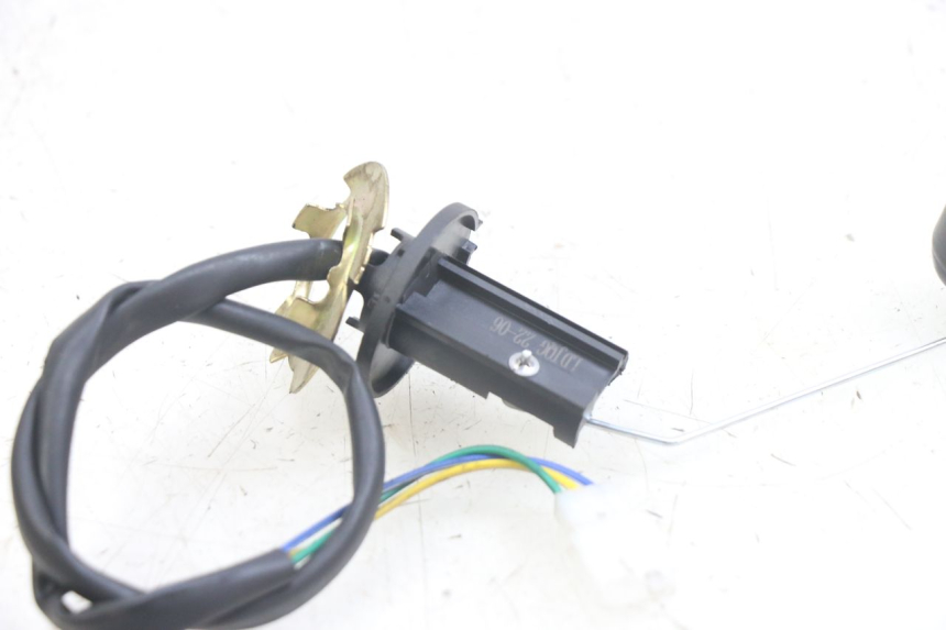 photo de INDICATORE LIVELLO CARBURANTE JM MOTORS EVOLIS 4T 50 (2018 - 2022) - Zoom sullo stato d'uso