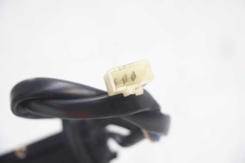 photo de INDICATORE LIVELLO CARBURANTE JM MOTORS EVOLIS 4T 50 (2018 - 2022) - Altra angolazione