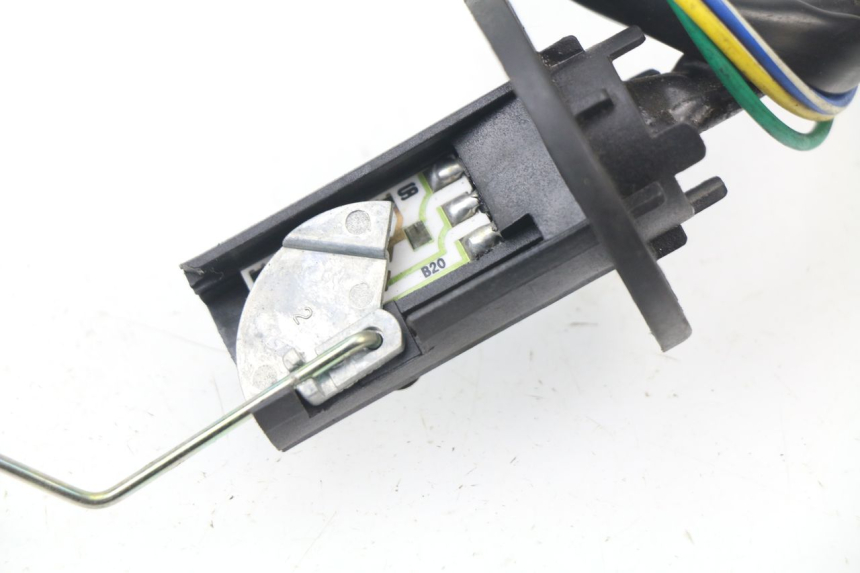 photo de INDICATORE LIVELLO CARBURANTE TNT MOTOR FASTINO 4T 50 (2013 - 2019) - Primo piano tecnico