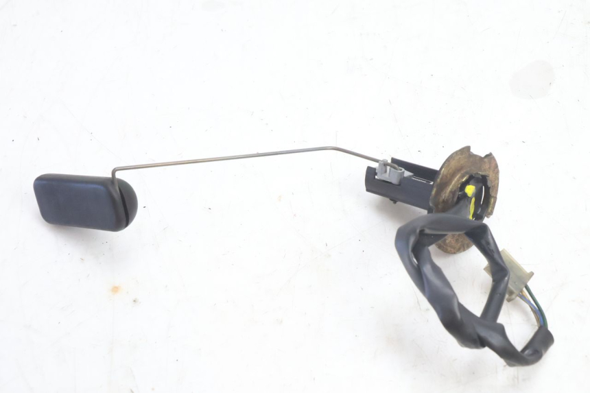 photo de INDICATORE LIVELLO CARBURANTE HONDA FES PANTHEON 2T 125 (1998 - 2002) - Dettaglio del componente