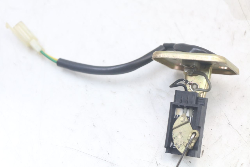 photo de INDICATORE LIVELLO CARBURANTE SYM FIDDLE 3 III 125 (2014 - 2020) - Altra angolazione