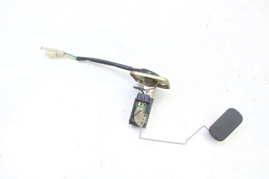 photo de INDICATORE LIVELLO CARBURANTE SYM FIDDLE 3 III 125 (2014 - 2020) - Zoom sullo stato d'uso