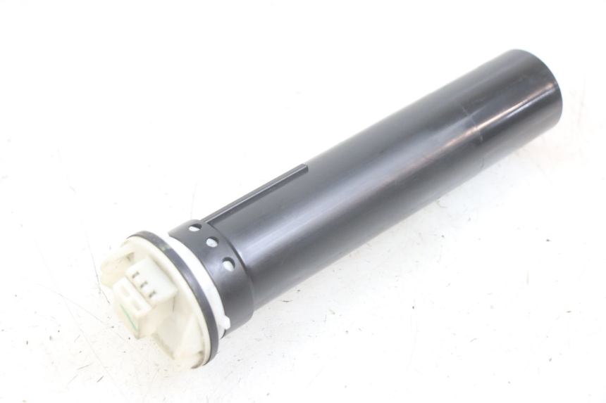 photo de INDICATORE LIVELLO CARBURANTE PIAGGIO FLY 125 (2005 - 2012) - Vista principale