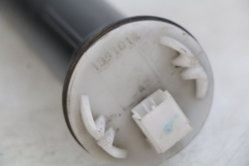 photo de INDICATORE LIVELLO CARBURANTE GILERA GP 800 (2007 - 2013) - Dettaglio del componente