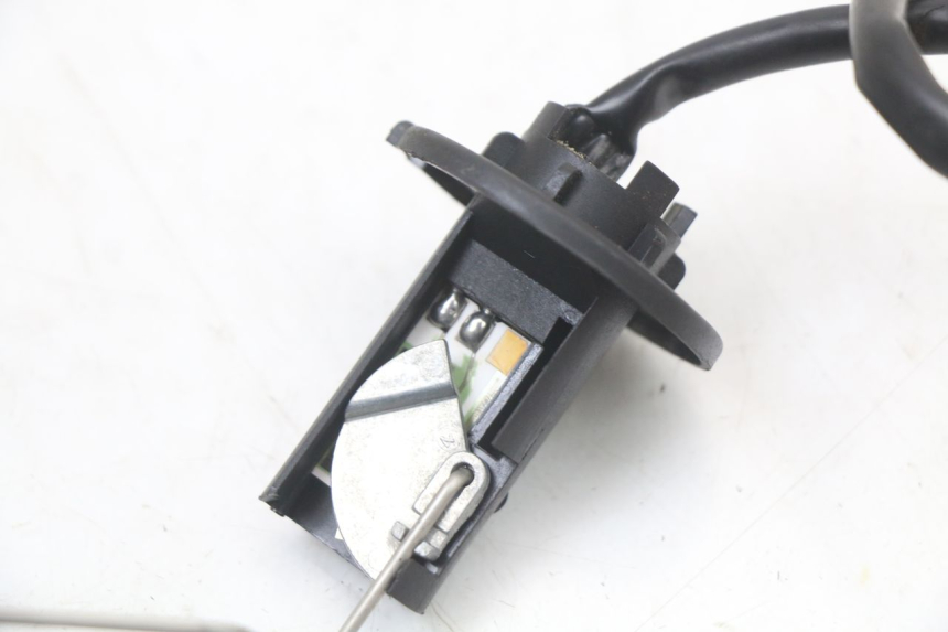 photo de Livello del serbatoio del carburante KYMCO K-PW K-PIPE 50 (2012 - 2017) - Primo piano tecnico