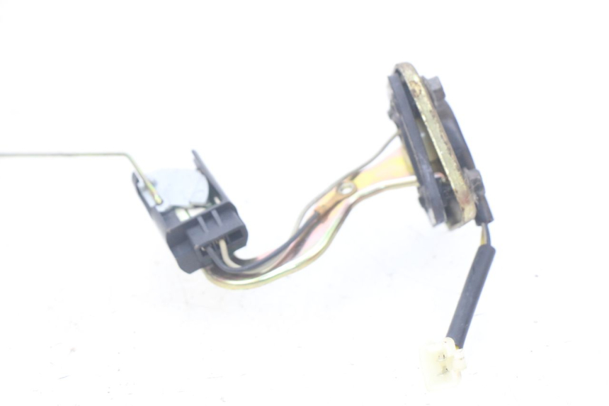 photo de INDICATORE LIVELLO CARBURANTE PEUGEOT KISBEE 2T 50 (2010 - 2017) - Zoom sullo stato d'uso