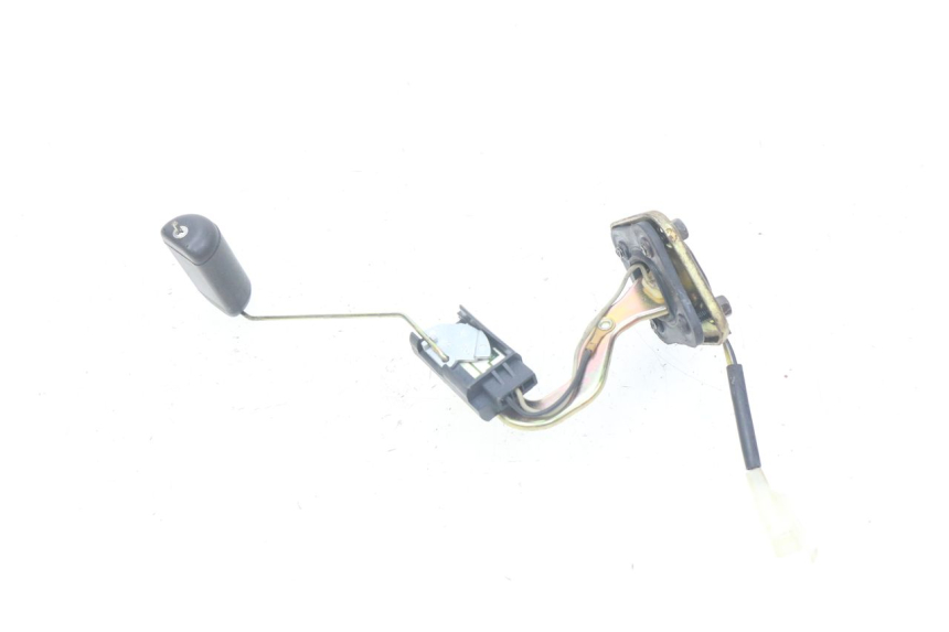 photo de INDICATORE LIVELLO CARBURANTE PEUGEOT KISBEE 2T 50 (2010 - 2017) - Altra angolazione