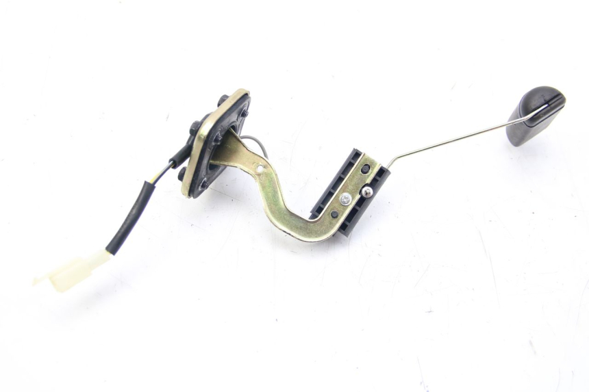 photo de INDICATORE LIVELLO CARBURANTE PEUGEOT KISBEE 2T 50 (2018 - 2022) - Vista principale