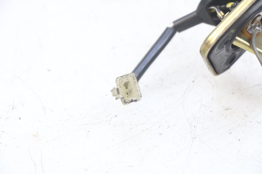 photo de INDICATORE LIVELLO CARBURANTE PEUGEOT KISBEE 2T 50 (2010 - 2017) - Altra angolazione