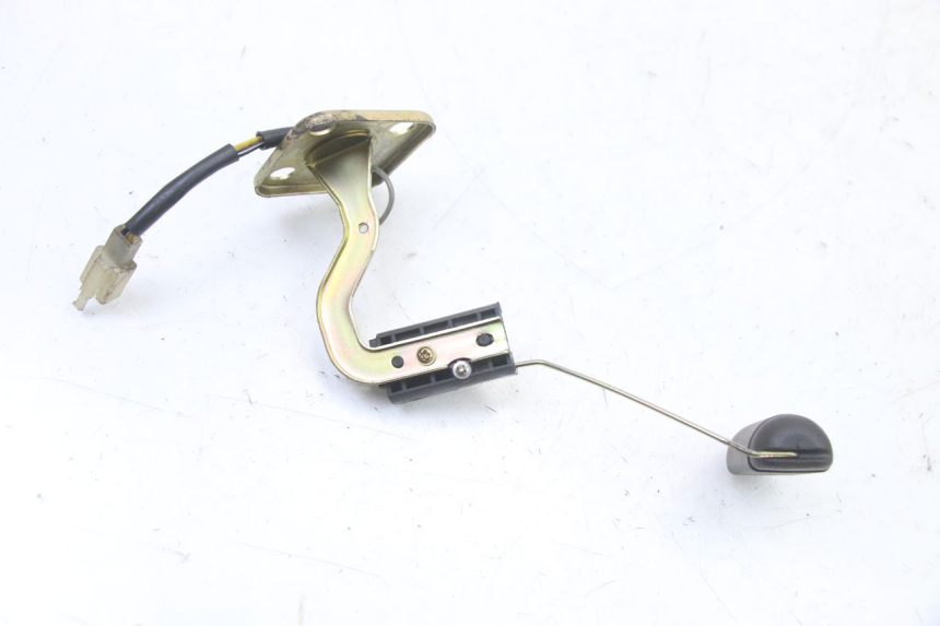 photo de INDICATORE LIVELLO CARBURANTE PEUGEOT KISBEE 2T 50 (2010 - 2017) - Zoom sullo stato d'uso