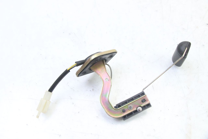 photo de INDICATORE LIVELLO CARBURANTE PEUGEOT KISBEE 2T 50 (2018 - 2022) - Dettaglio del componente