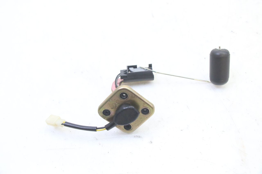 photo de INDICATORE LIVELLO CARBURANTE PEUGEOT KISBEE 2T 50 (2018 - 2022) - Zoom sullo stato d'uso