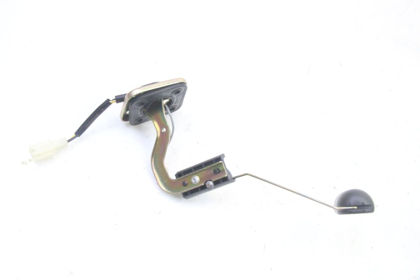 photo de INDICATORE LIVELLO CARBURANTE PEUGEOT KISBEE 4T 50 (2018 - 2022) - Zoom sullo stato d'uso