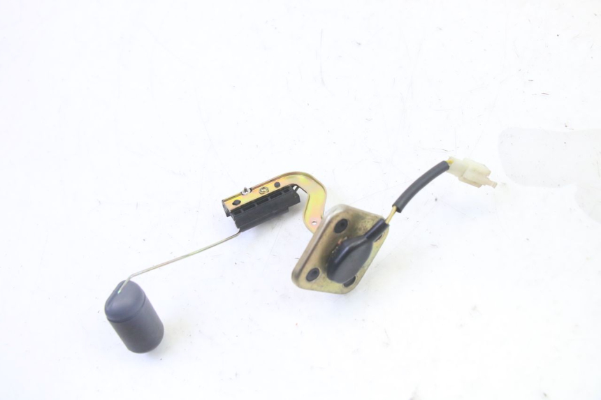 photo de INDICATORE LIVELLO CARBURANTE PEUGEOT KISBEE 4T 50 (2018 - 2022) - Zoom sullo stato d'uso