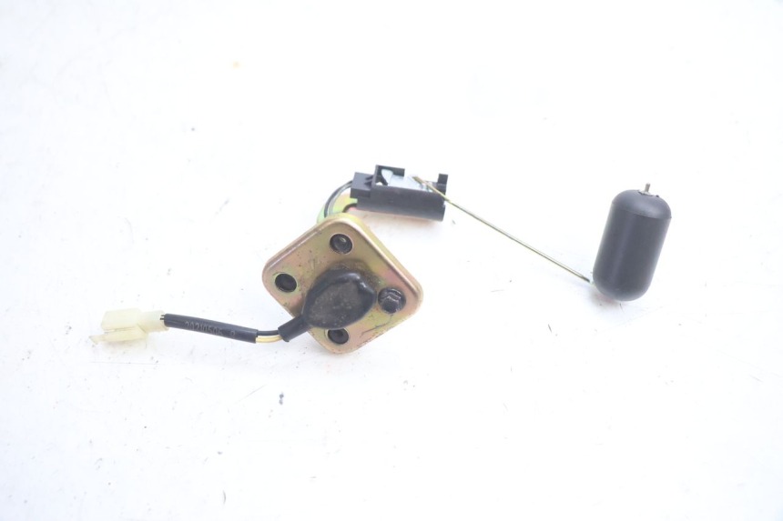 photo de INDICATORE LIVELLO CARBURANTE PEUGEOT KISBEE 4T 50 (2018 - 2022) - Zoom sullo stato d'uso