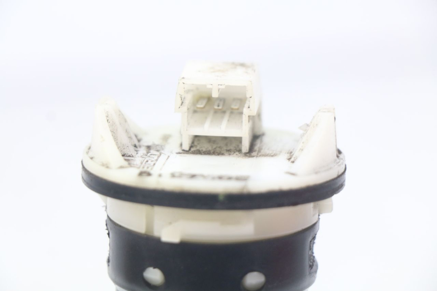 photo de INDICATORE LIVELLO CARBURANTE PIAGGIO LIBERTY 4T 50 (2004 - 2008) - Zoom sullo stato d'uso