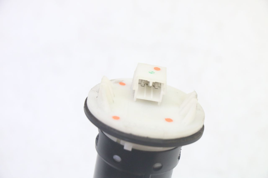 photo de SERBATOIO GALLEGGIANTE PIAGGIO LXV 4T 50 (2009 - 2013) - Zoom sullo stato d'uso