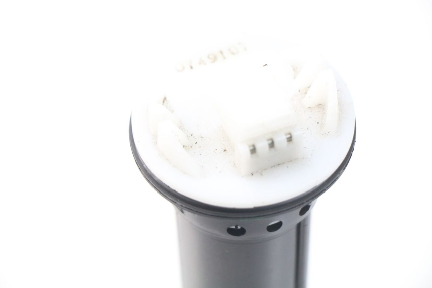 photo de SERBATOIO GALLEGGIANTE PIAGGIO MP3 HPE 500 (2019 - 2022) - Altra angolazione