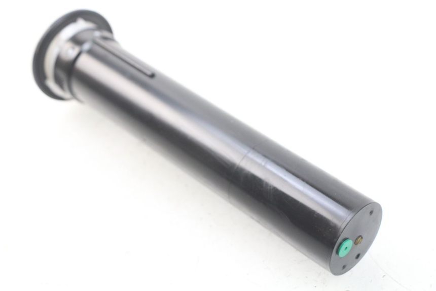 photo de SERBATOIO GALLEGGIANTE PIAGGIO MP3 HPE 500 (2019 - 2022) - Primo piano tecnico