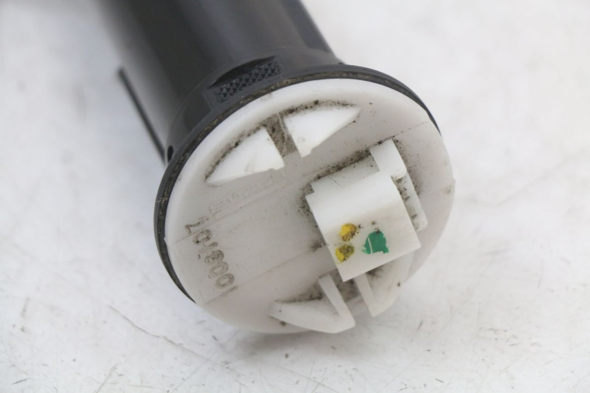 photo de SERBATOIO GALLEGGIANTE PIAGGIO MP3 HPE 350 (2018 - 2020) - Primo piano tecnico