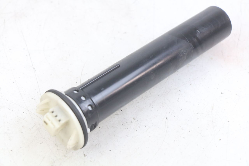 photo de INDICATORE LIVELLO CARBURANTE PIAGGIO MP3 LT 400 (2007 - 2012) - Vista principale