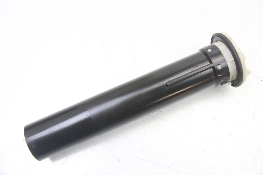 photo de INDICATORE LIVELLO CARBURANTE PIAGGIO MP3 LT 400 (2007 - 2012) - Dettaglio del componente