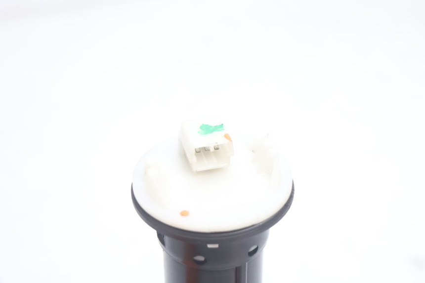 photo de INDICATORE LIVELLO CARBURANTE PIAGGIO MP3 LT 300 (2010 - 2016) - Altra angolazione
